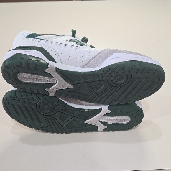 New Balance 550 White and Dark Green Sneakers - Picture 9 of 9